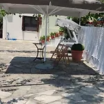 Chrysamare Luxury Living ολόκληρη
