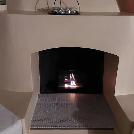 アパート Chrysamare Luxury Living ολόκληρη アフィソス
