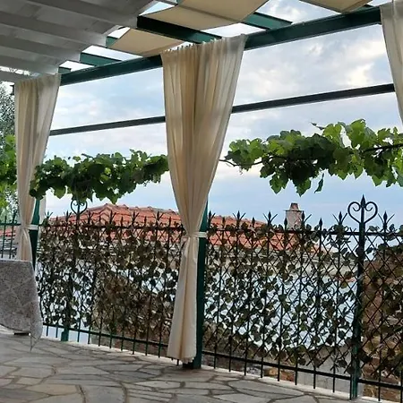 Chrysamare Luxury Living ολόκληρη アパート
